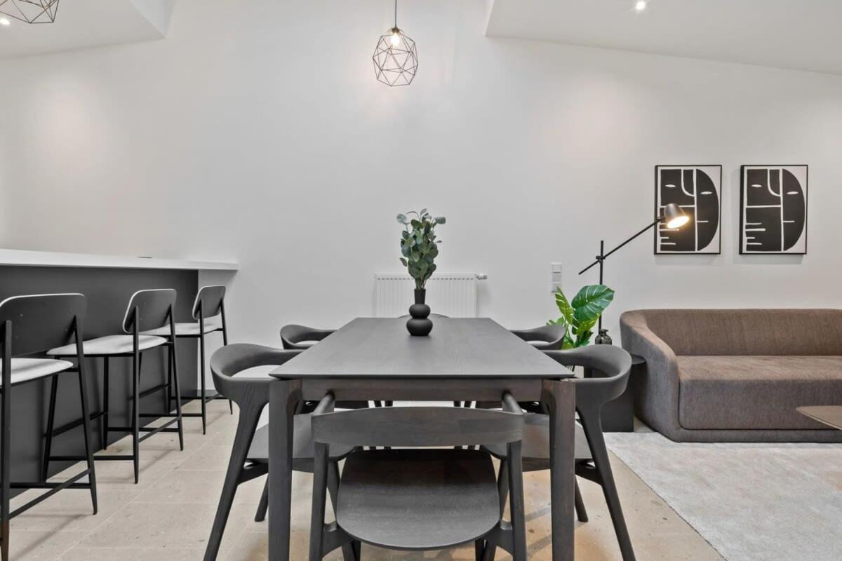 Luxurious 2Br Apt With Balcony In Luxembourg Lejlighed Eksteriør billede